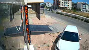 Elazığ’da bir bulvar esnafı her gün kaza korkusuyla yaşıyor