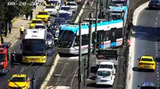 Beyoğlu’nda tramvay seferleri raydan çıkma nedeniyle durdu