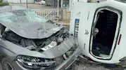 Samsun'da korkunç kaza Havalanan araç başka arabanın üzerine düştü