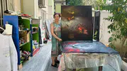 Emekli öğretmenin bahçesi sanat eserlerine dönüştü
