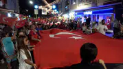 Şile sokaklarında bayram coşkusu: Zafer yürüyüşü renkli görüntülere sahne oldu
