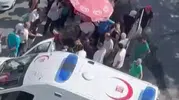 Bahçelievler'de minibüs durağında silahlı saldırı