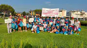 Kuşadası sahilinde hem spor hem temizlik mesaisi