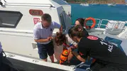 Didim’de mahsur kalan yaralıyı sahil güvenlik kurtardı