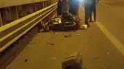 Gece yolculuğu Bolu Dağı'nda bitti Motosikletli kamyona çarptı