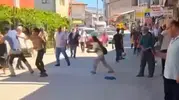 Malatya’da mevsimlik işçiler birbirine girdi