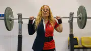 Görme engelli devlet memurunun halterdeki inanılmaz başarı hikayesi