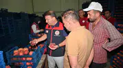 Şeftali tarladan sofraya nasıl geliyor? Müdür yerinde inceledi?