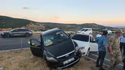 Bingöl yolunda akşam saatlerinde iki araç çarpıştı