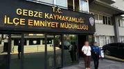 Kocaeli emniyeti aranan iki hükümlüyü operasyonla yakaladı