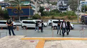 Alanya'da döviz bürosunu soyan 3 zanlı tutuklandı 400 bin TL sahibine iade edildi