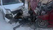 Eskişehir’de kafa kafaya çarpışan araçlarda acı son