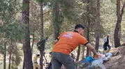 Tahtaköprü Barajı'ndaki çöp görüntülerine ekipler müdahale etti