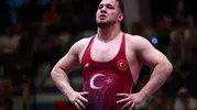 Milli güreşçi Hakan Büyükçıngıl, Akdeniz Oyunları'nda zirvede