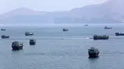 Hürmüz Boğazı'nda gizemli saldırı: Tanker hedef alındı