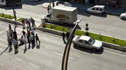 Yaya geçidinde otomobil 77 yaşındaki adama çarptı