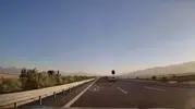 Otobanda uçan portbagaj sürücülere ecel terleri döktürdü