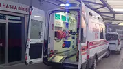 Avşar Mahallesi'nde motosiklet devrildi, iki genç yaralandı