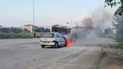Düzce’de seyir halindeki otomobil alevlere teslim oldu
