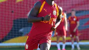 Galatasaray sezonun ilk sınavı için sahaya iniyor