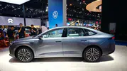 Volkswagen Çin pazarını sallayacak 13 bin dolarlık sedanını çıkardı