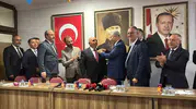 Ticaret Bakanı Bolat Tavşanlı’da yeni üyeleri partiye kabul etti