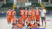 Zafer Bayramı'nda basketbol keyfi Menteşe'de kupa getirdi