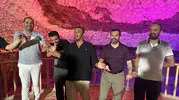Türkiye'nin gazetecileri Iğdır'da yerin altında halay çekti