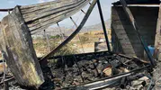 Sason’da bir ev ve traktör yangında küle döndü