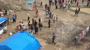 Aksu Festival Alanı'nda tansiyon yükseldi: Konar göçerlerin kavgası trafiği kilitledi