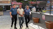 Eskişehir’de seyyar satıcıya 3 bıçak darbesi; saldırgan tutuklandı