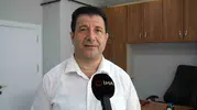 İstanbul’da türkü söyleyerek ev satan emlakçı herkesi şaşırtıyor