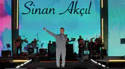 Sinan Akçıl Erzurum Kültür Yolu sahnesinde coşturdu