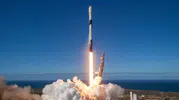Falcon 9’un yerini dev roket alıyor SpaceX’ten emeklilik sinyali