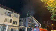 Bucak’ta gece yarısı apartman yangını paniği