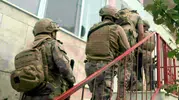 İzmir merkezli çete operasyonunda 28 kişi yakalandı