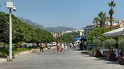 Marmaris limanına dev kruvaziyerle binlerce turist geldi