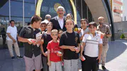 Kahta Belediye Başkanı Hallaç çocuklarla dondurma keyfi yaptı