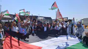 Filistin konvoyu Irak sınırındaki 6 günlük bekleyişi noktaladı
