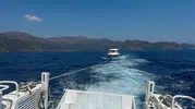 Marmaris açıklarında sürüklenen teknedeki 7 kişi son anda kurtarıldı