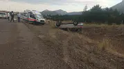 Hastane yolundan dönen sürücü direksiyon başında kontrolü kaybetti