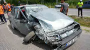 Kastamonu yolunda otomobil ve kamyonet çarpıştı