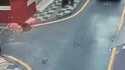 Polisten kaçan sürücü kaldırımda Vali Yardımcısına çarptı