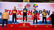 Bursalı karateci Naz Kayadere, İstanbul'daki dev turnuvada zirvede