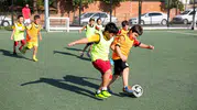 Efelerli çocuklar futbolla disiplin kazanıyor