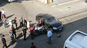 Kavşakta kaza yaptı, motosikletini bırakıp yürüyerek uzaklaştı