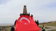 Zirvede vefa nöbeti: Oltu'dan Allahuekber'e anlamlı yürüyüş