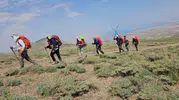 Süphan Dağı’nın zirvesinde İranlı dağcıların ayak izi