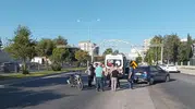 Adıyaman'da kavşakta çarpışan motosiklet ve otomobil kazasında bir kişi yaralandı. Trafik ekipleri olayla ilgili soruşturma başlattı.
