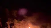 Adrasan açıklarında demirli tur teknesi alevlere teslim oldu